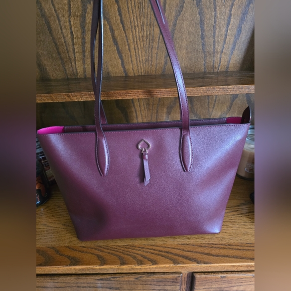 Kate Spade New York Adel Large Leather Tote bag in Cherrywood! - Picture 1 of 14
